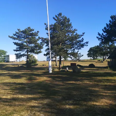 Camping & مكان تخييم *
