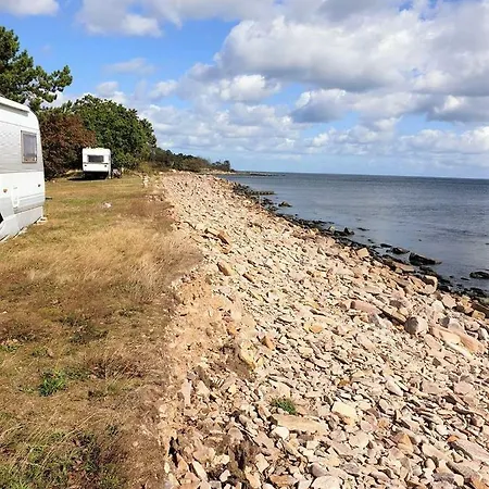 Camping & *