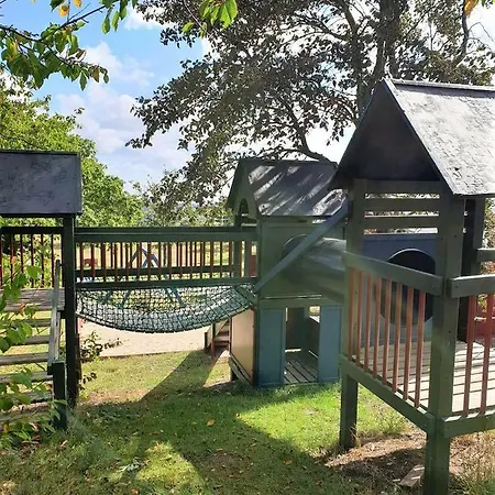 Camping & キャンプ場